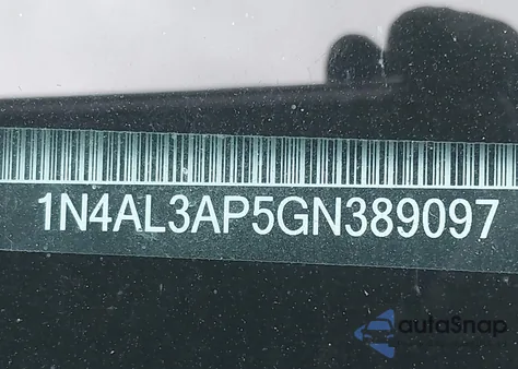 2016 Nissan Altima 2.5/2.5 S/2.5 Sl/2.5 Sr/2.5 Sv z USA, uszkodzony, nr VIN 1N4AL3AP5GN389097